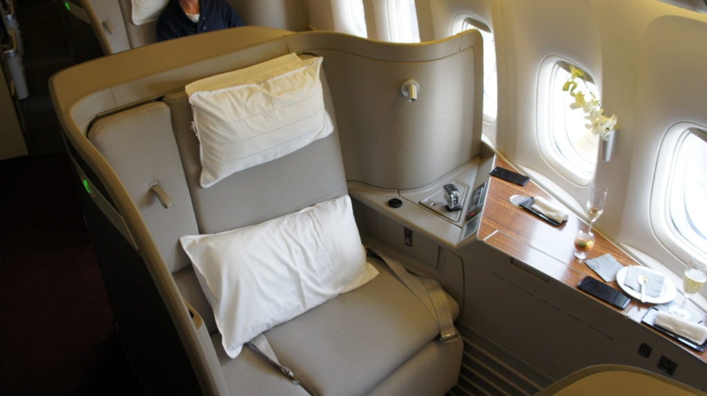 CathayPacific First Class: Zurich - Hong Kong